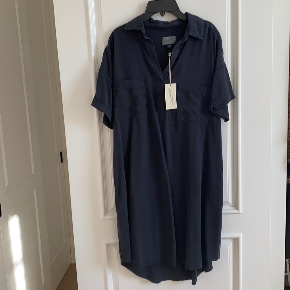 Medium Universal Thread Goods Co. black dress